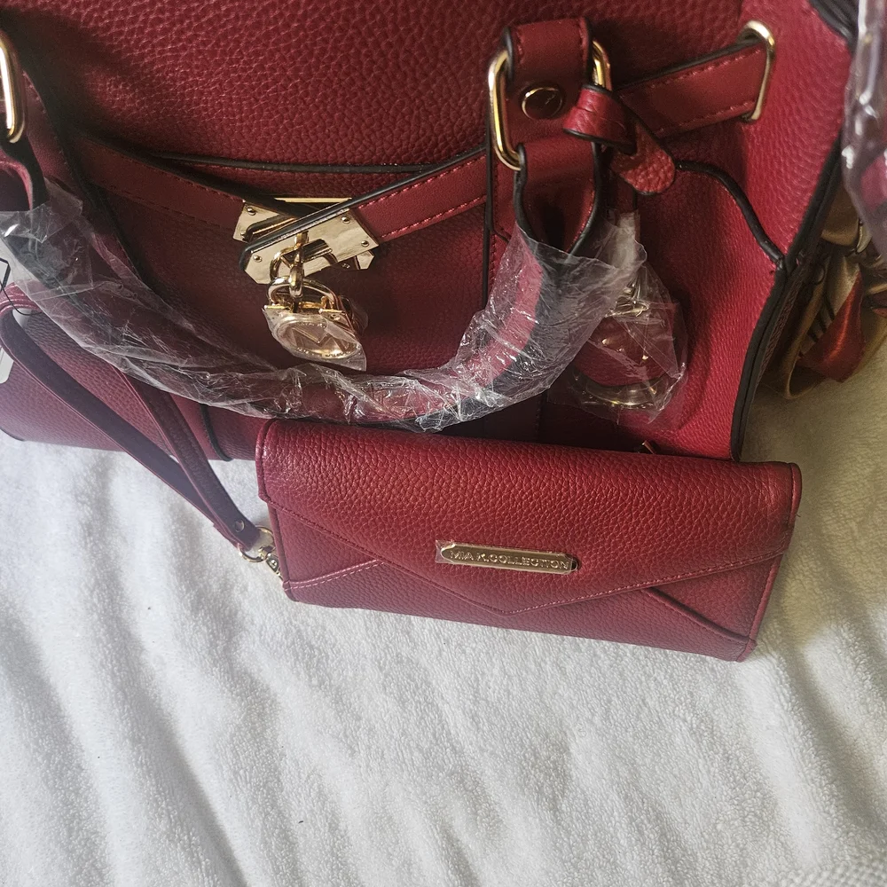 Red Women's Bag Set